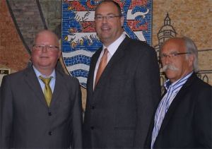 Markus Opitz im Gespräch mit Landrat Neupärtl